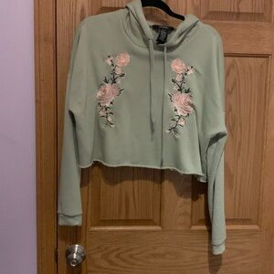 Junior’s crop hoodie